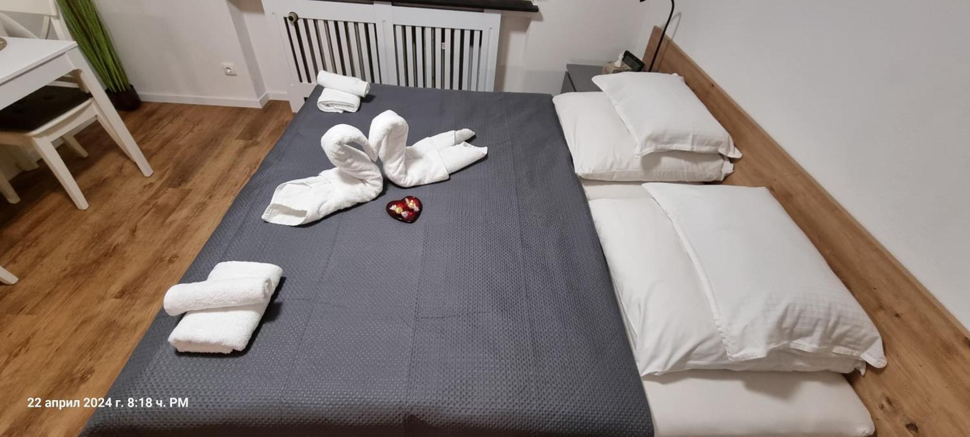 Studio Apartment Naehe S-Bahn Inklusive Parkplatz Oberesslingen Kültér fotó